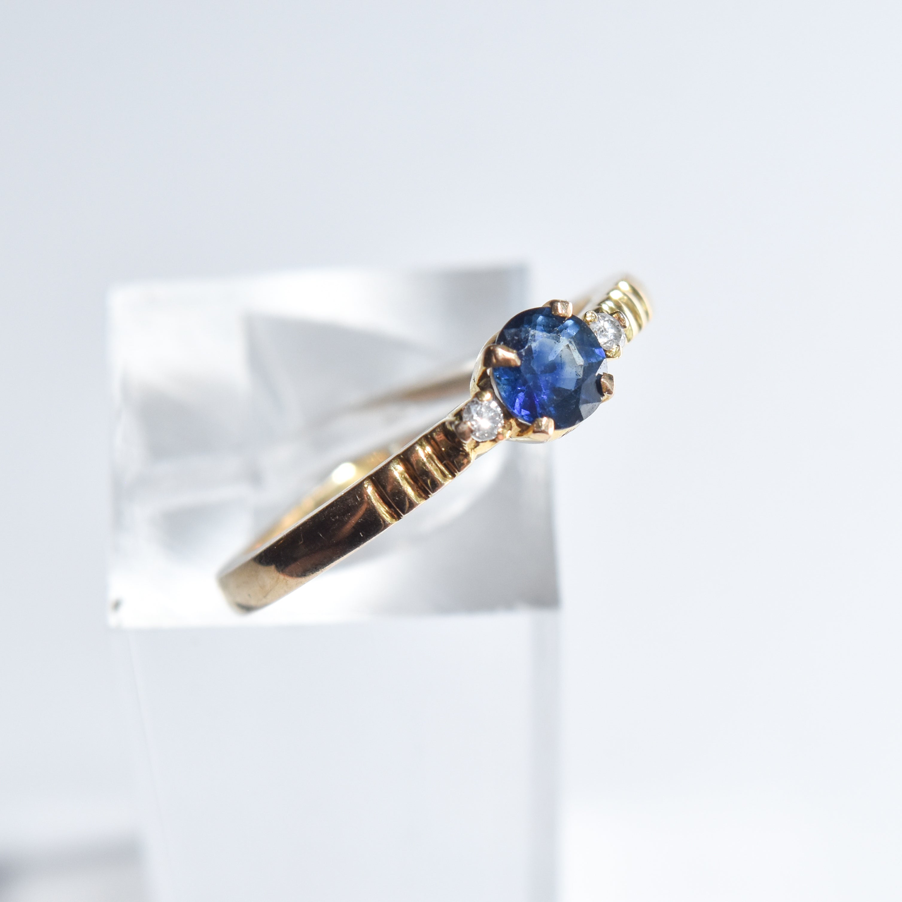 14k-diamond-sapphire-320-06.jpg