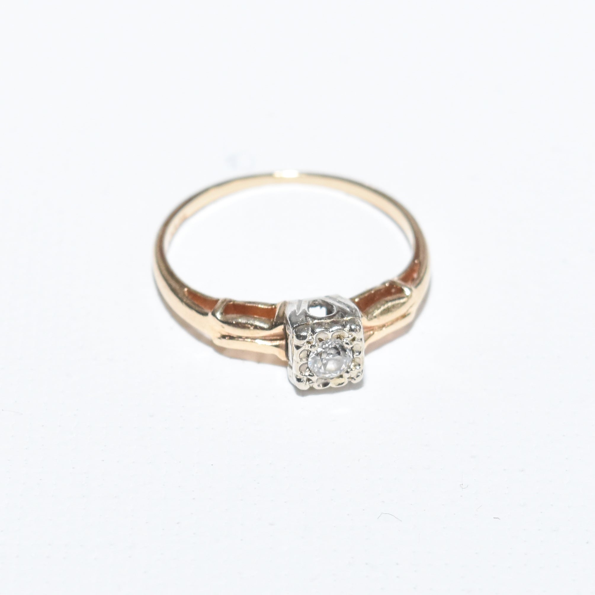 14K OEC Diamond Solitaire Ring, Two-Tone Style, .10 CT, Size 6.5 US