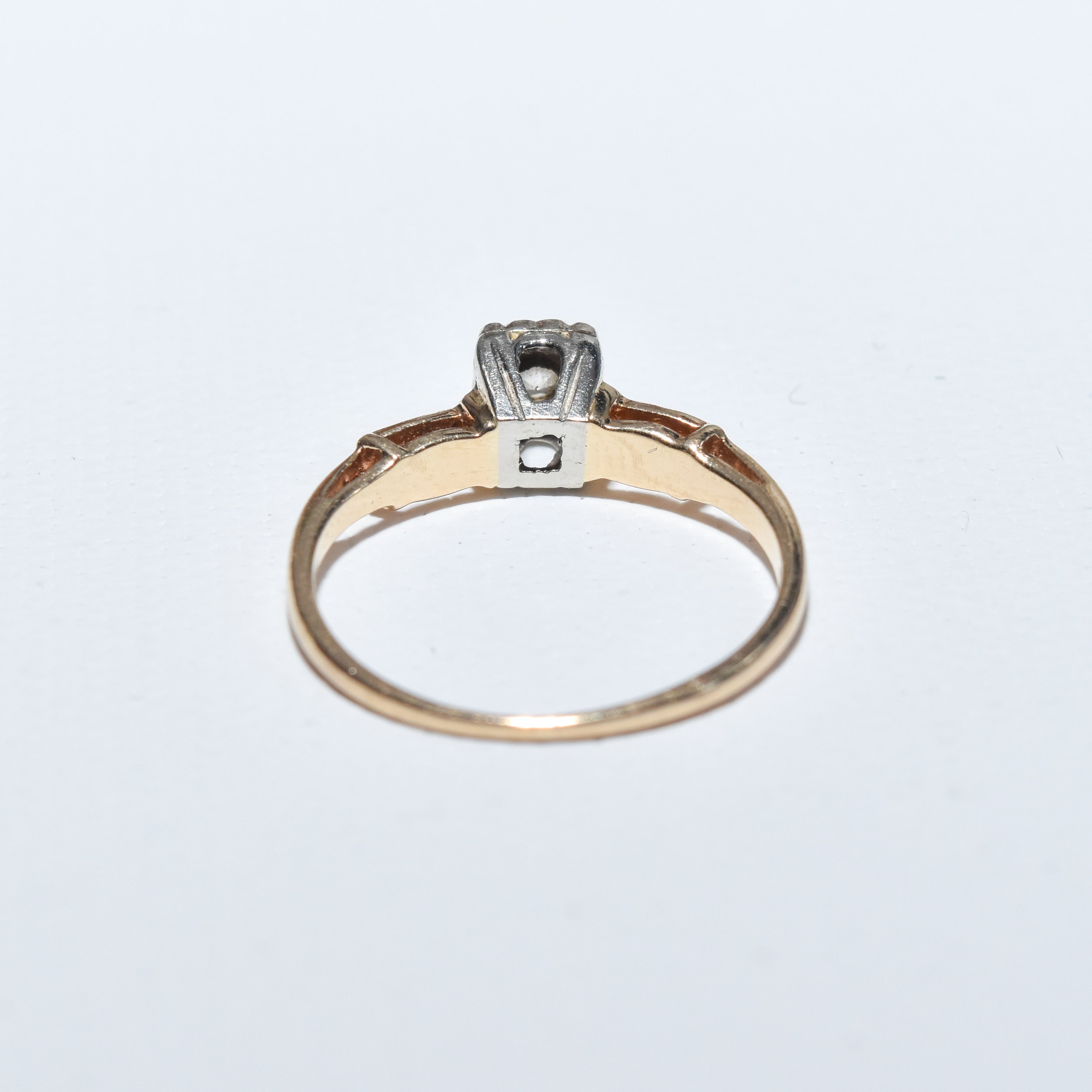 14K OEC Diamond Solitaire Ring, Two-Tone Style, .10 CT, Size 6.5 US