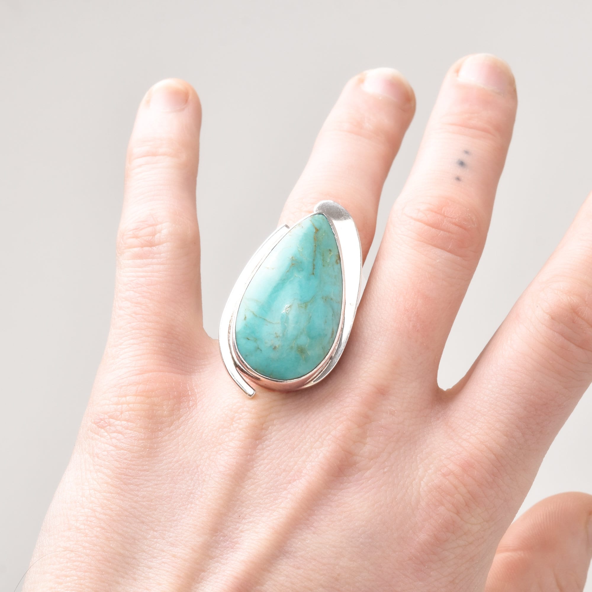 Modernist 950 Sterling Silver Turquoise Teardrop Ring By Lapidarios Barrera, Adjustable Wrap Band, Size 7-10 US