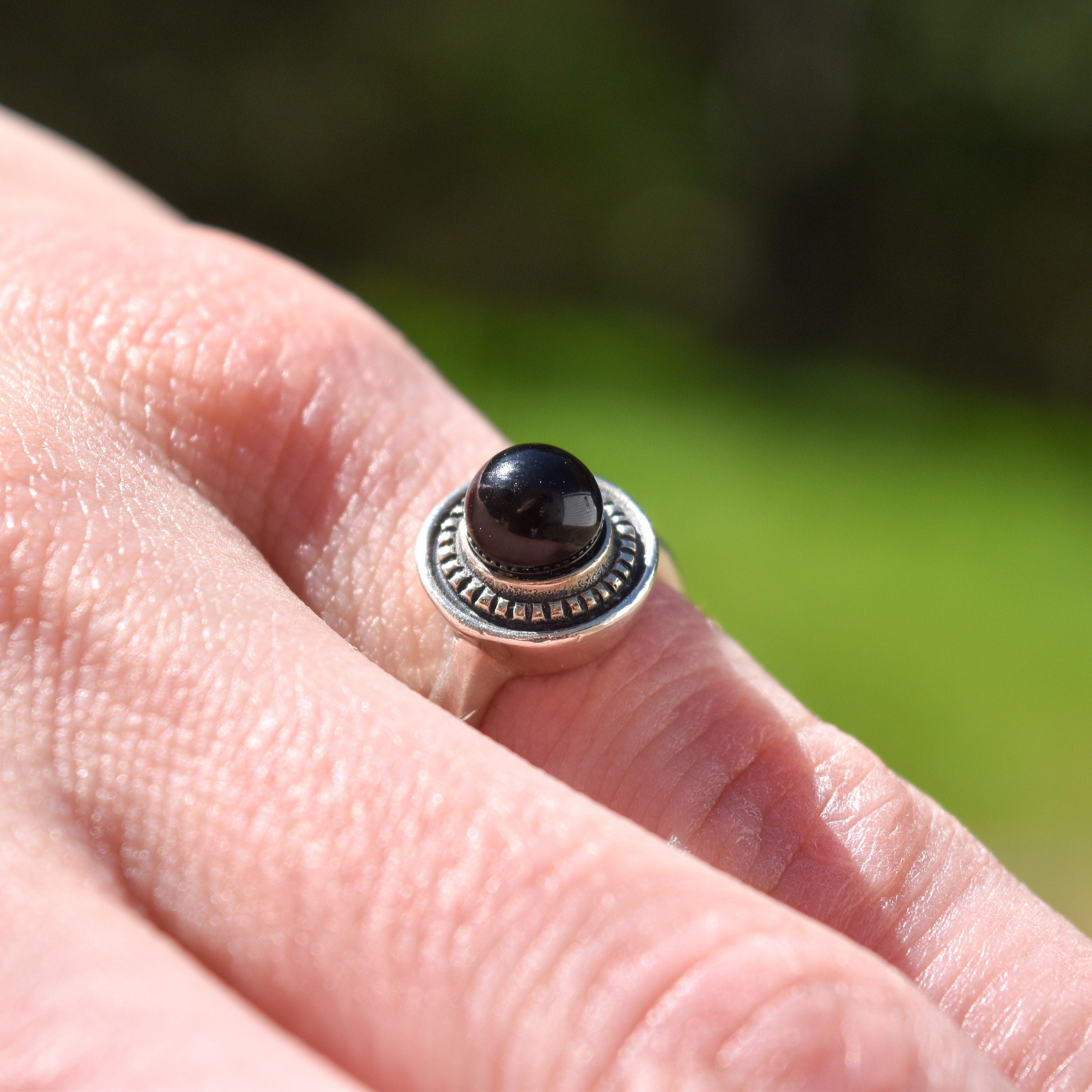 Sterling Silver Black Onyx Bead Ring By James Avery, Mini 925 Bombe Ring, Vintage Jewelry, Size 5 1/2 US