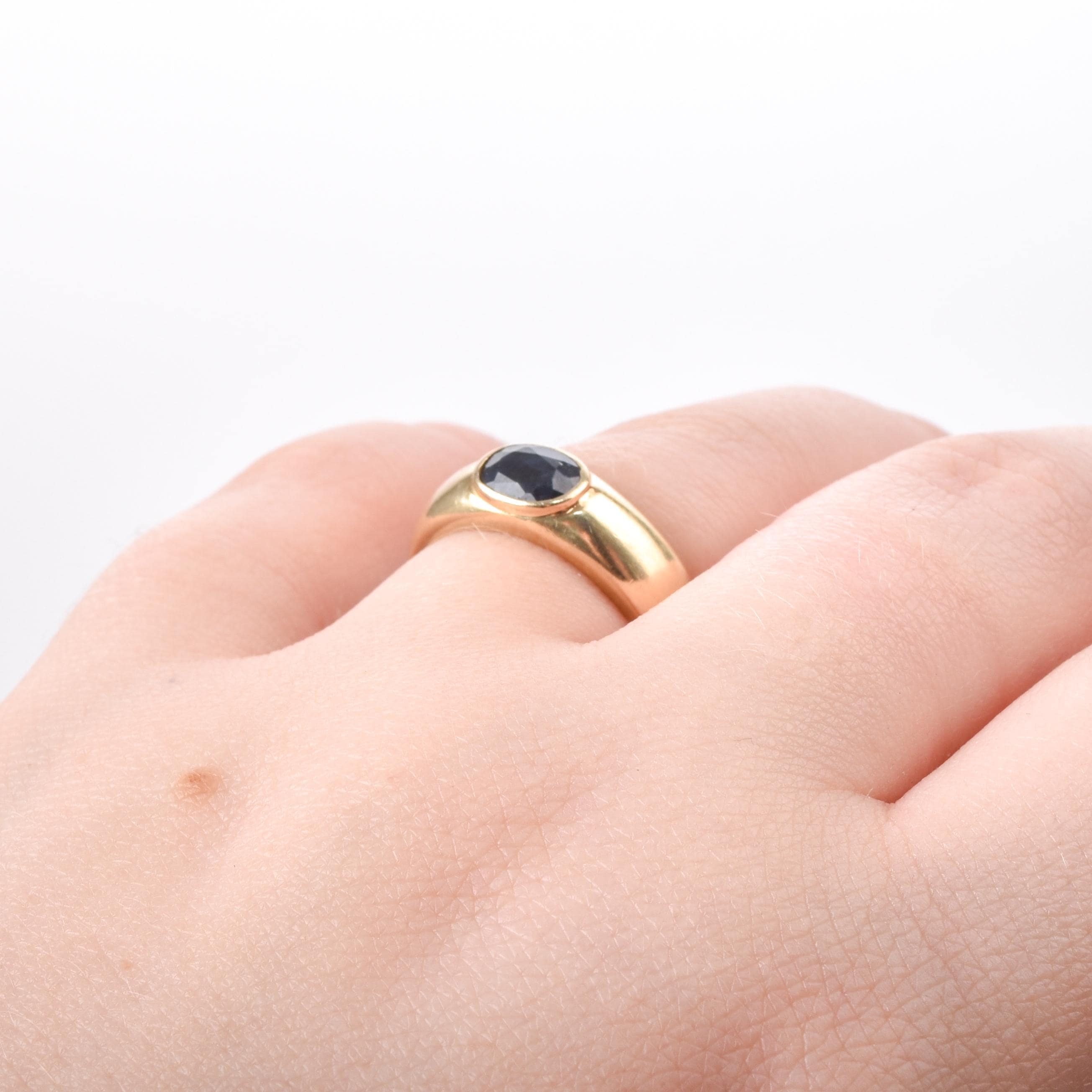 14K Italian Gold "Ellipse" Sapphire Ring