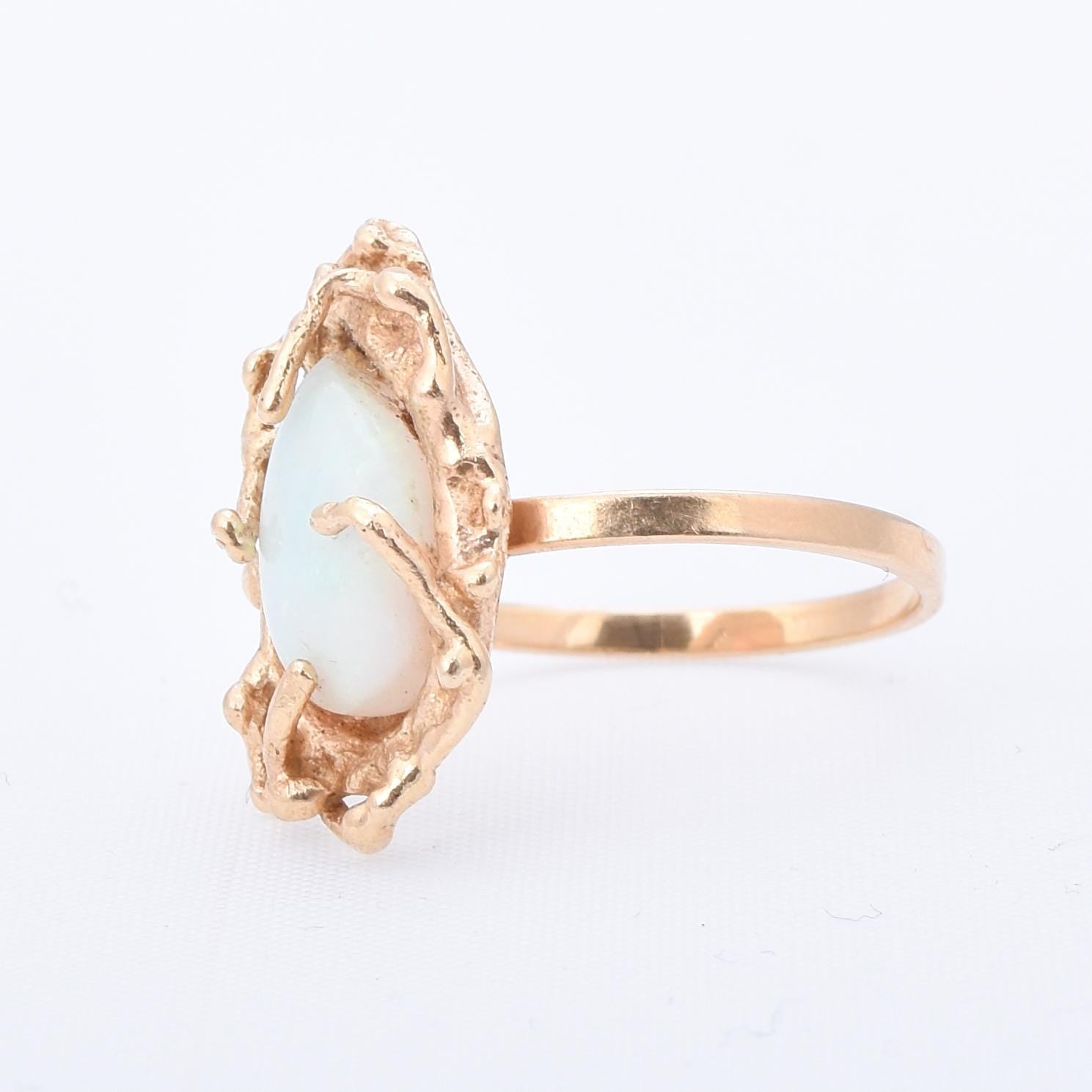 Brutalist 14K Gold Opal Nest Ring