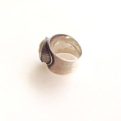 Vintage sterling silver happy face moon ring with antique cosmic design, large statement jewelry piece.