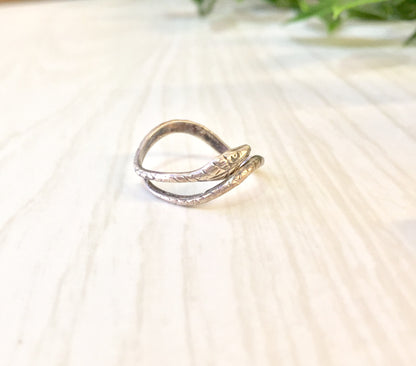 Vintage silver bohemian snake ring, statement jewelry gift for her, hippie midi ring