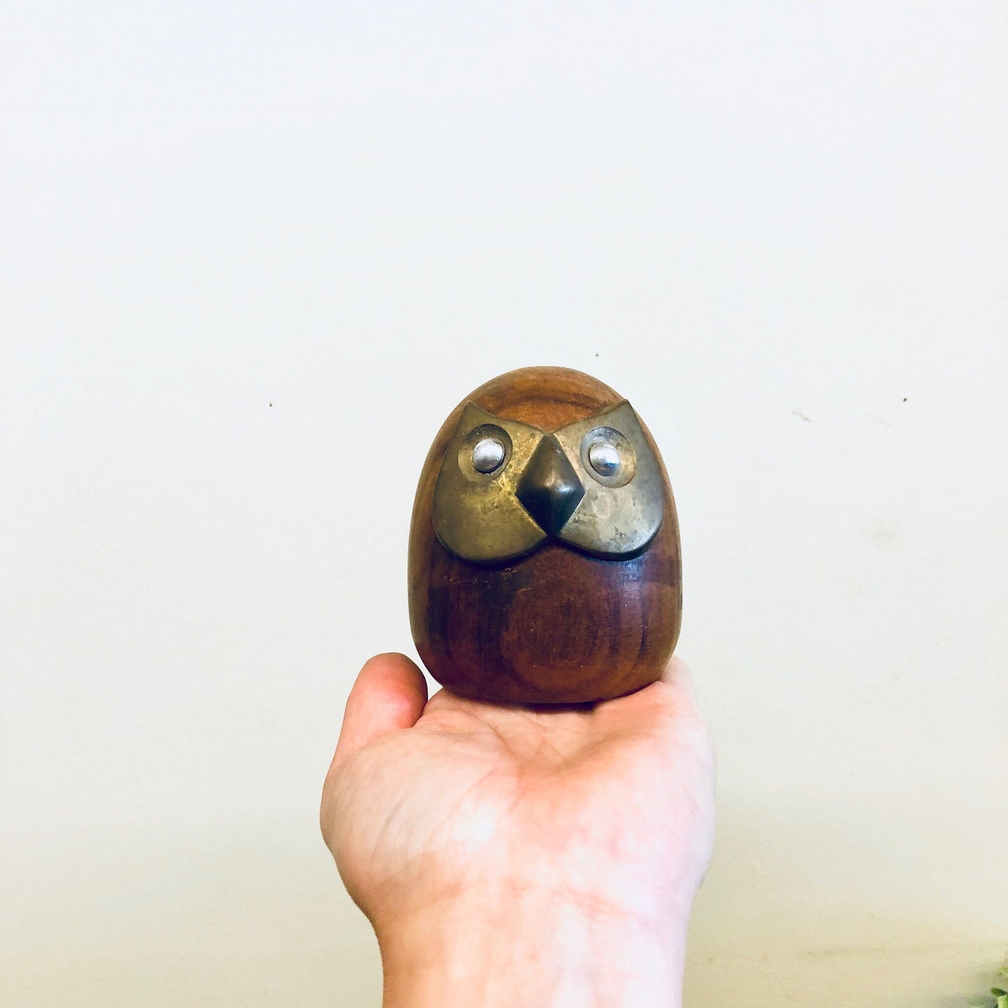 Wooden Owl, Brass Owl, Wood and Brass, Paperweight, Vintage Home Decor, Vintage Figurine, Animal Figurine, Animal Decor, Owl, Bird, Trinket