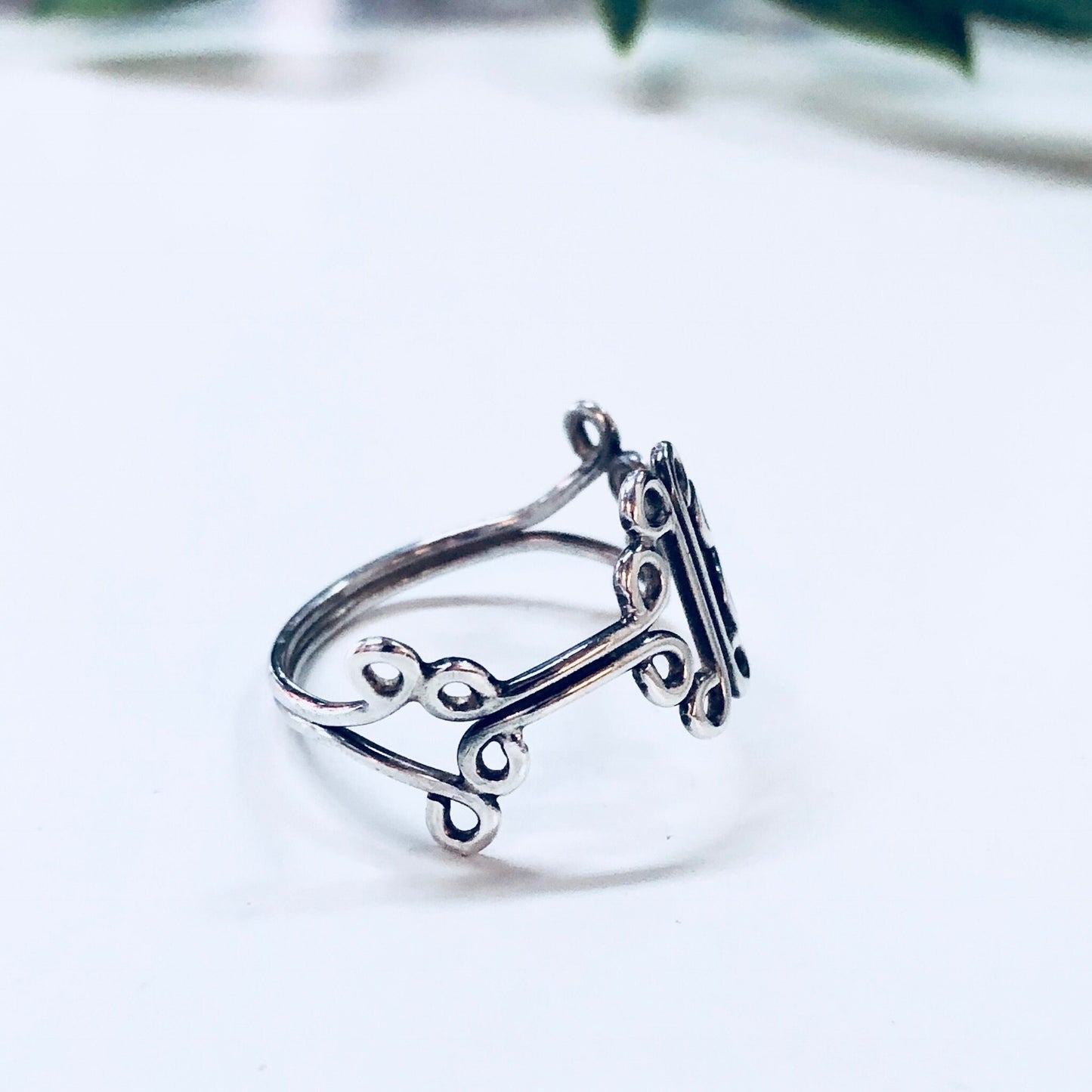 Vintage sterling silver cut-out ring with minimalist bohemian design, perfect as an anniversary gift or simple boho jewelry accessory.