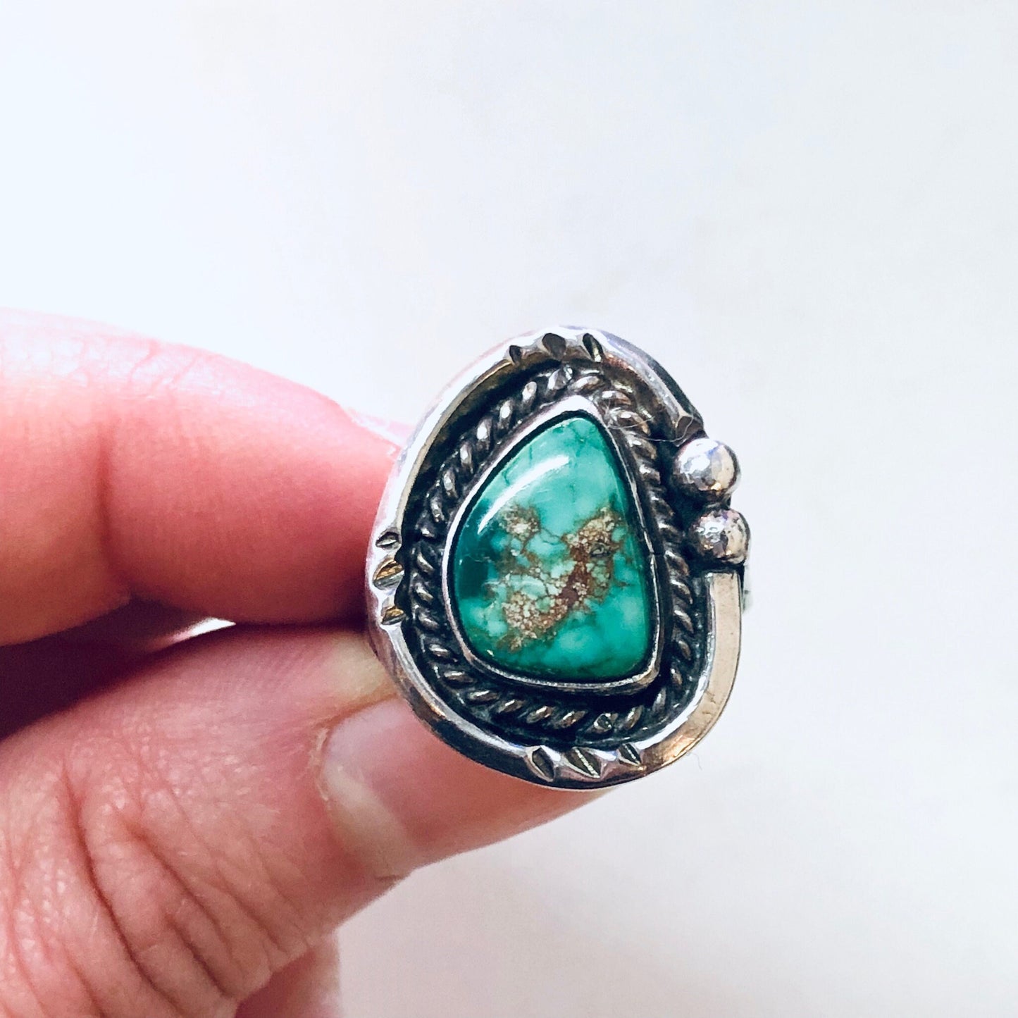 Vintage silver ring with green turquoise stone in southwestern bohemian style