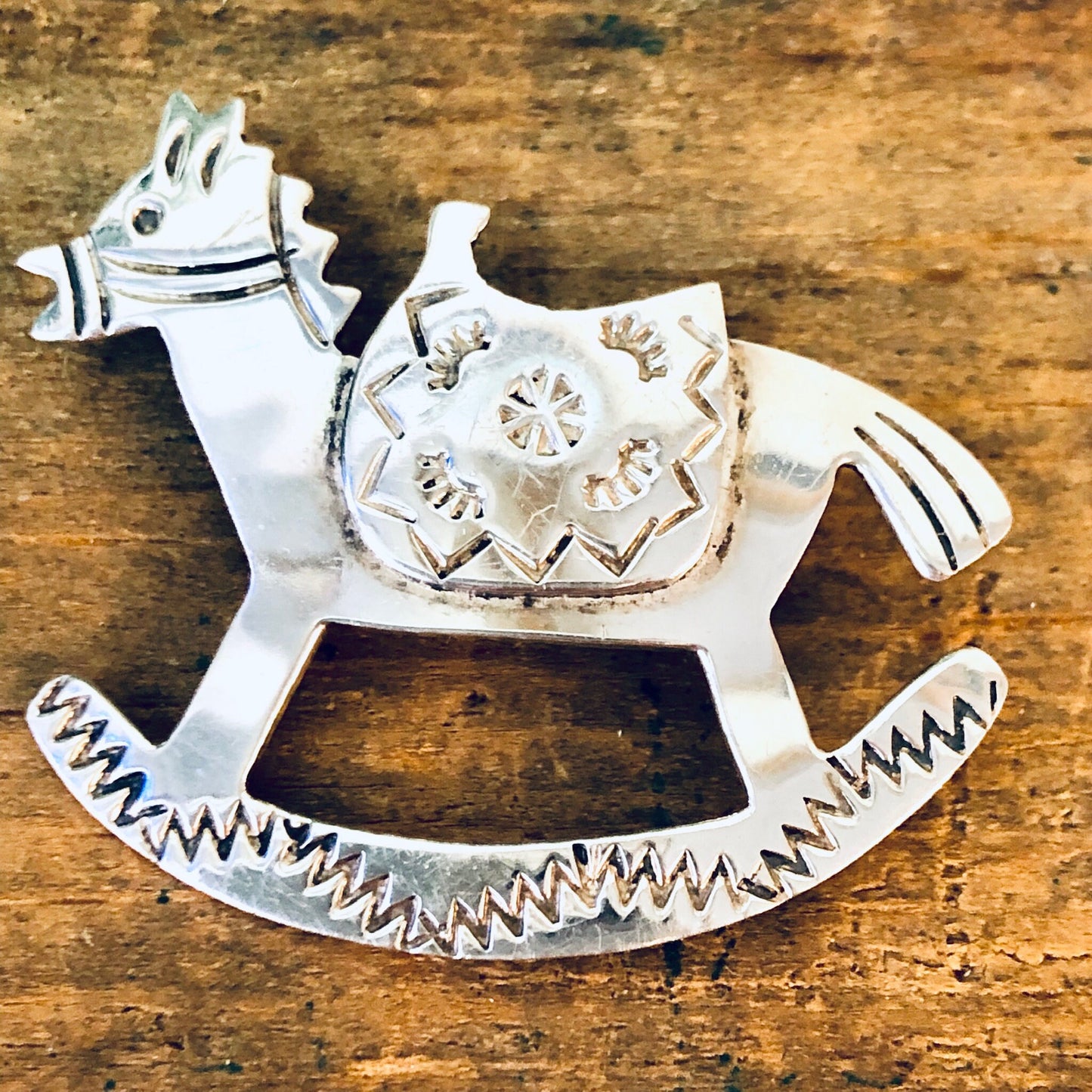 Vintage silver rocking horse brooch pin with geometric details, made in Mexico, 925 sterling silver jewelry gift for horse lovers or Valentines Day.