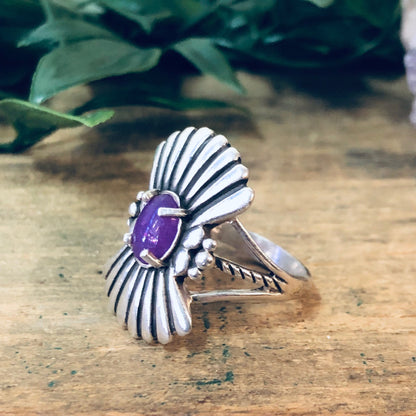 Vintage silver fan design ring with purple gemstone, unique boho style statement jewelry