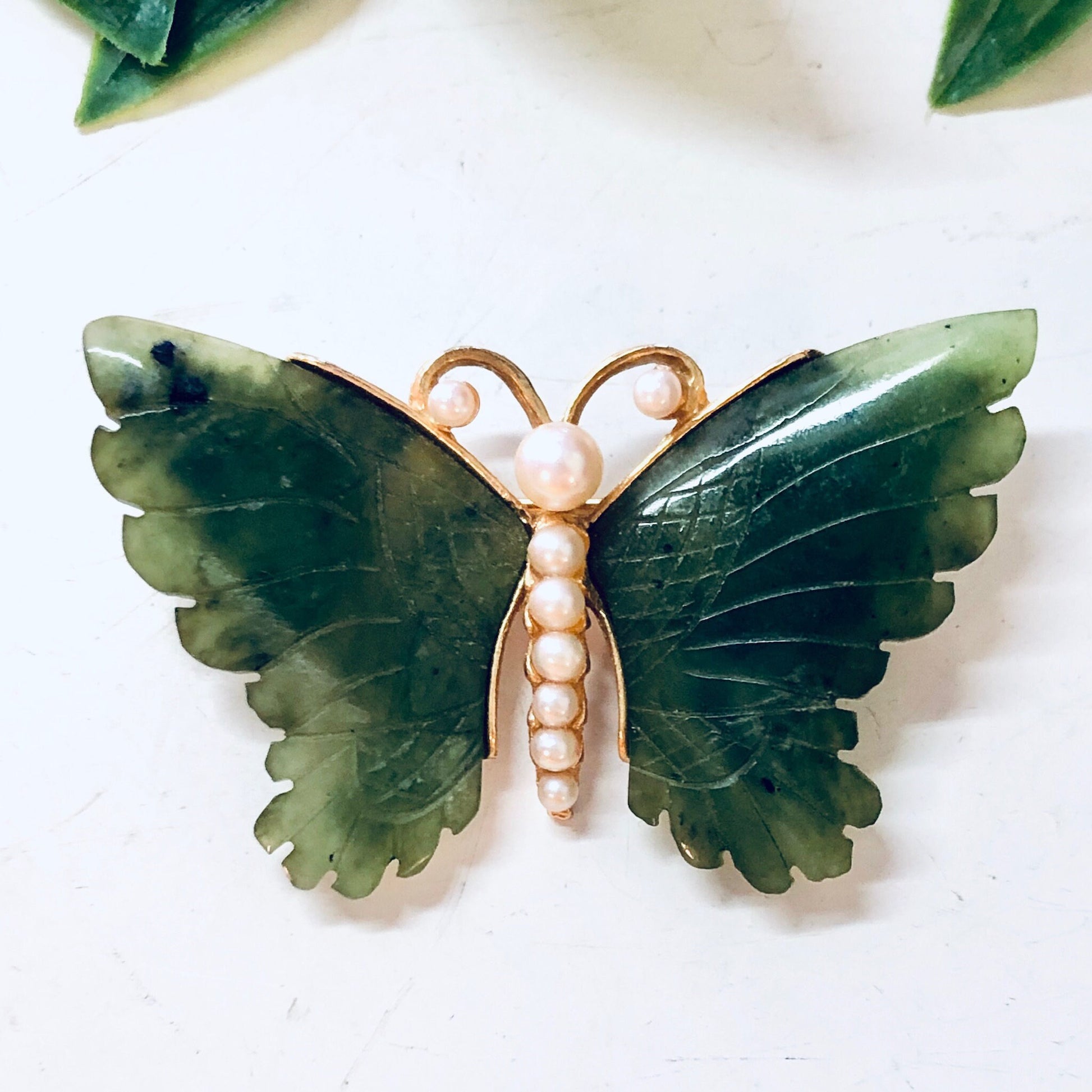 Vintage green jade butterfly brooch with faux pearls and gold tone, antique jewelry pin