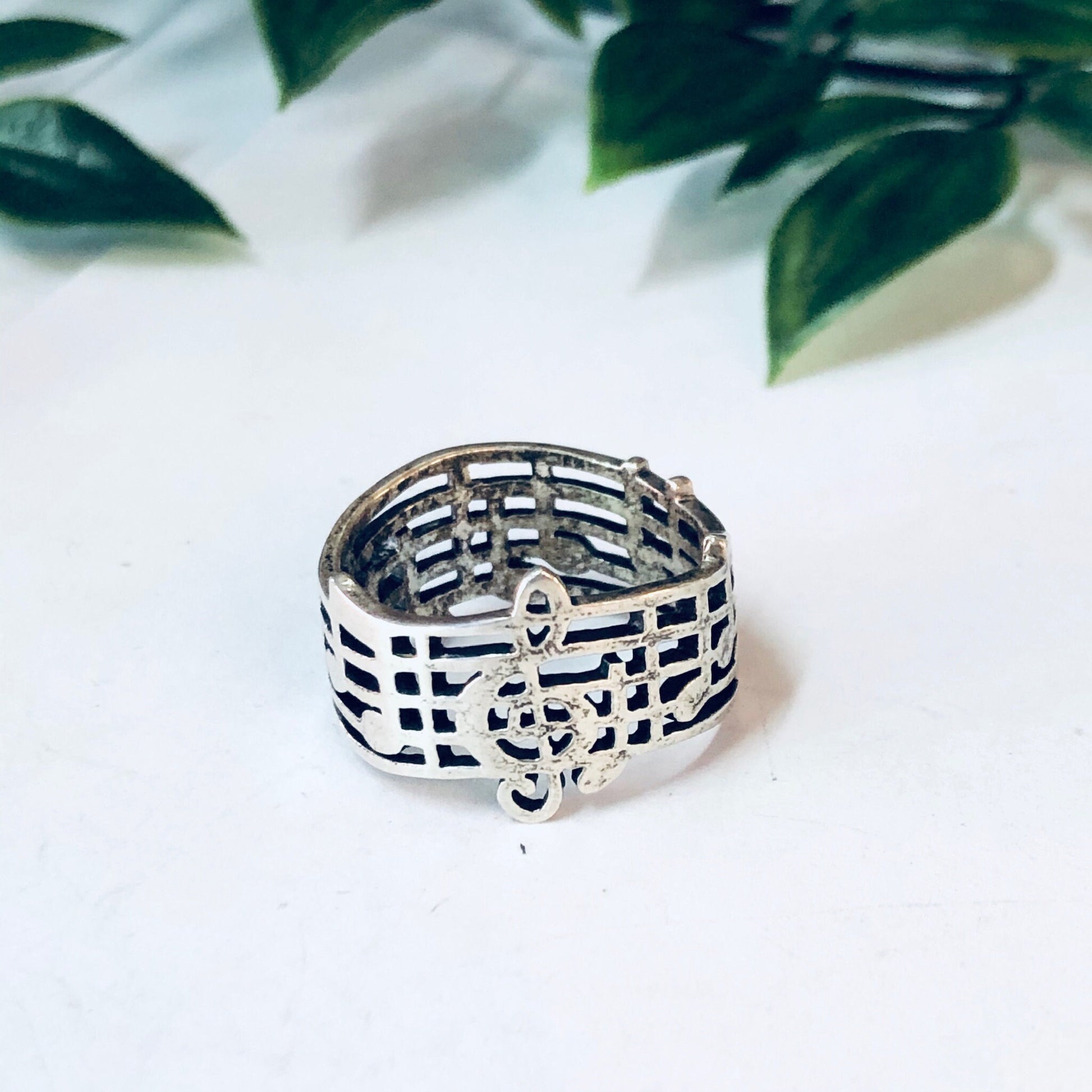 Vintage silver treble clef musical note ring, thick band unique musician jewelry