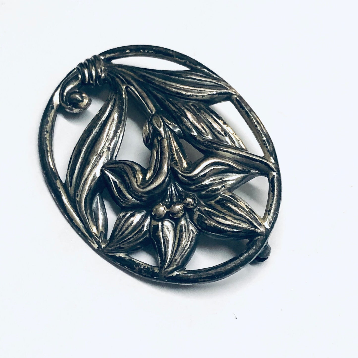 Silver Flower Pin, Brooch with Floral Design, Flower Jewelry, Vintage Brooch, Silver Pin