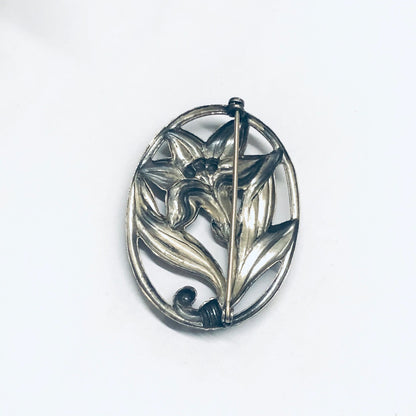 Silver Flower Pin, Brooch with Floral Design, Flower Jewelry, Vintage Brooch, Silver Pin