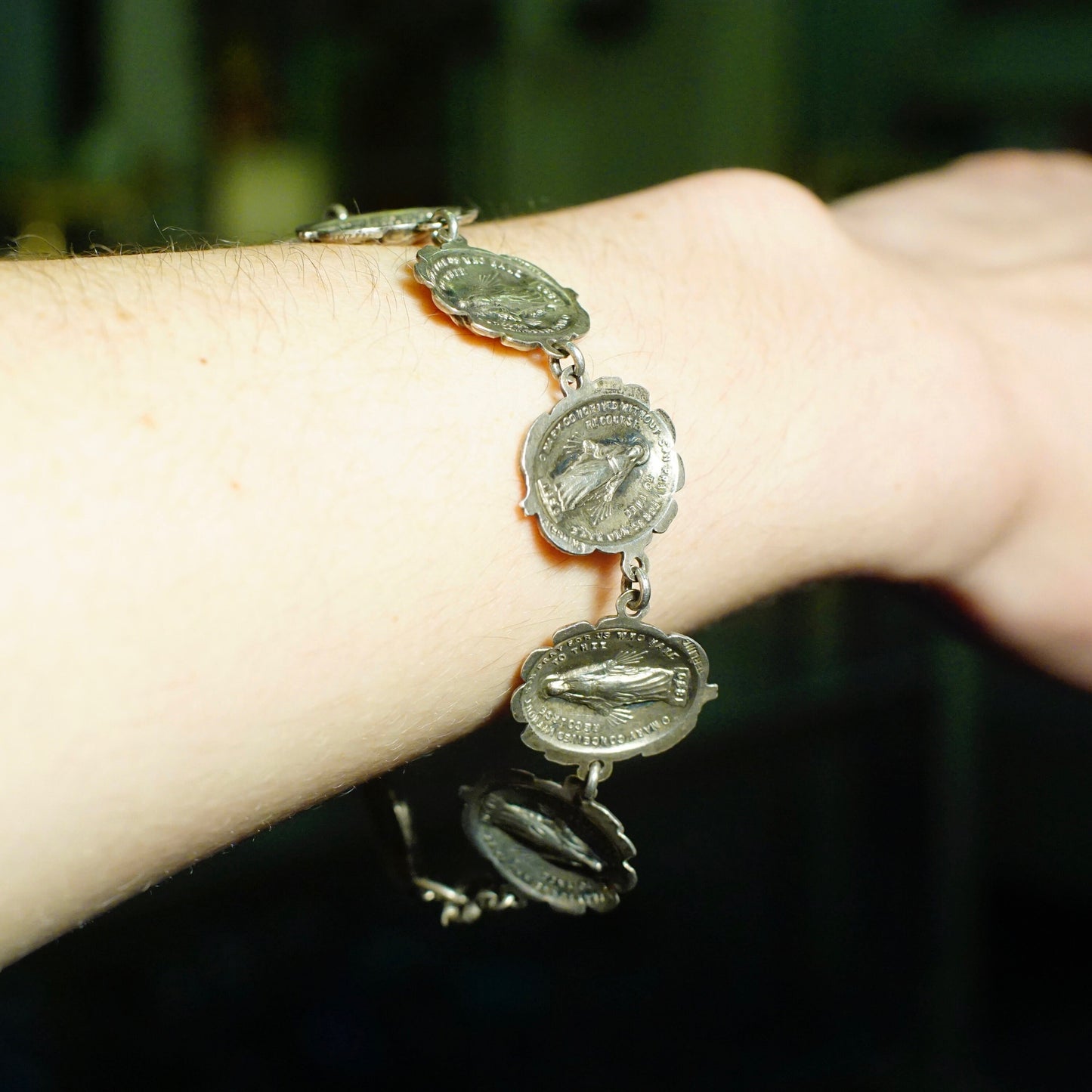 Vintage HMH sterling silver rosebud and Mother Mary reversible bracelet with religious patron saint Virgin Mary rose link charms, 925 silver religious jewelry piece worn on wrist