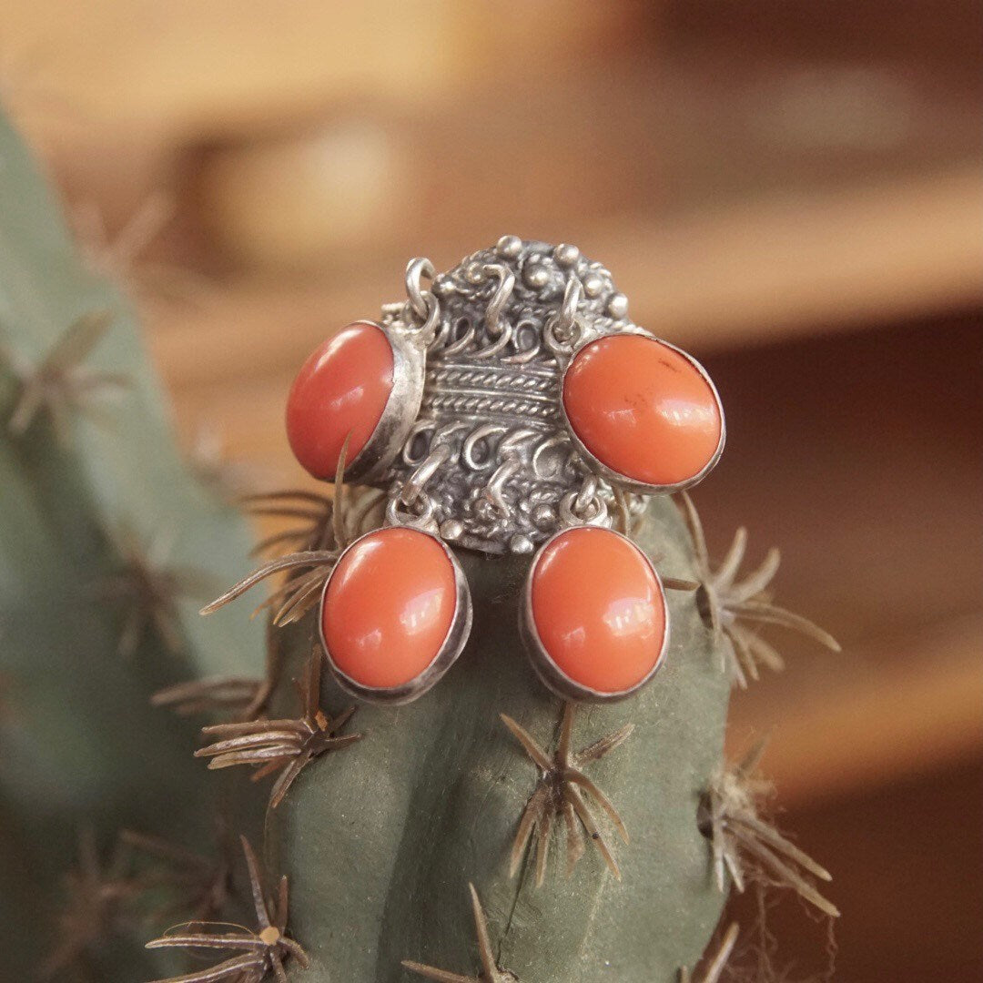 Vintage Taxco sterling silver tassel ring with unique filigree design and hanging red/orange coral beads. Adjustable 925 silver ring from Mexico.