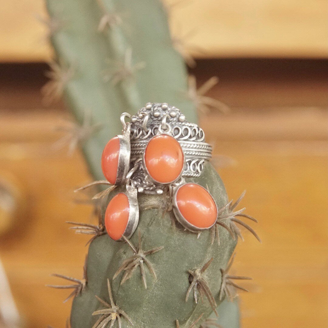 Vintage Taxco sterling silver filigree ring with hanging red-orange bead tassels, adjustable size, made in Mexico 925 silver