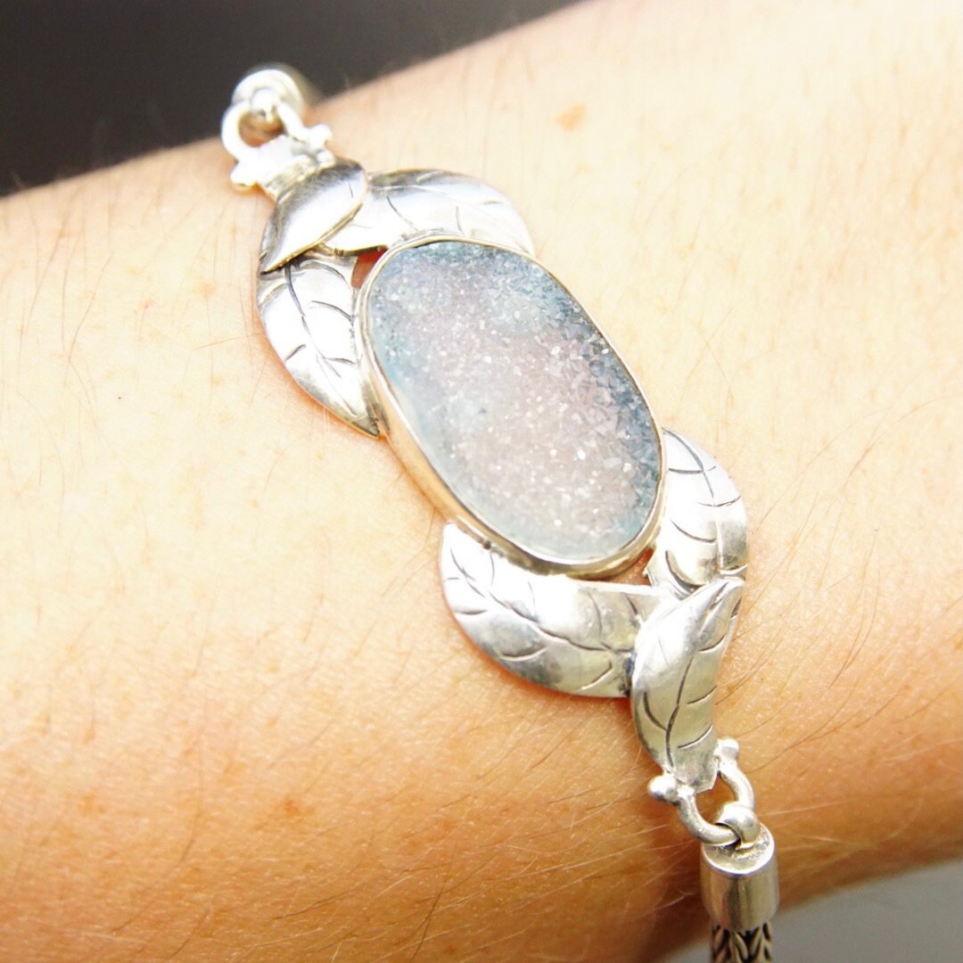 Vintage light blue textured druzy quartz gemstone set in sterling silver leaf design bracelet with rope chain, 7 to 8 inches long.