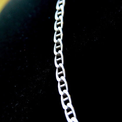 Vintage Italian sterling silver mariner anchor chain necklace, 3.5mm wide, minimalist unisex solid silver necklace 18 1/4 inches long, on dark background
