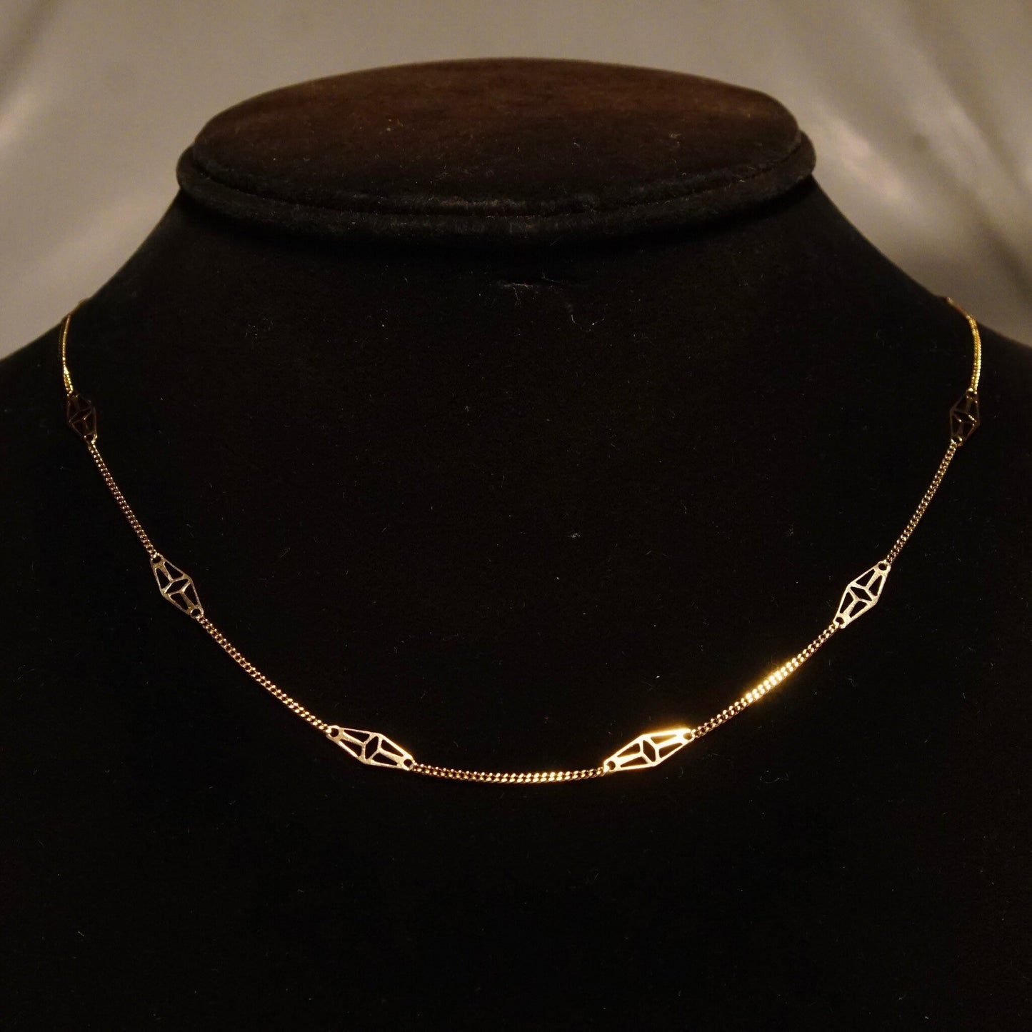 Vintage Italian 14K yellow gold filigree station necklace, elegant gold chain jewelry, 585 marked, 18 1/4 inches long