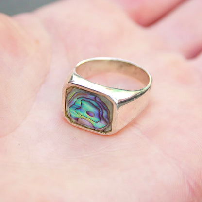 Vintage sterling silver signet ring with iridescent abalone shell inlay, suitable for men or unisex wear, size 9 1/2 US.