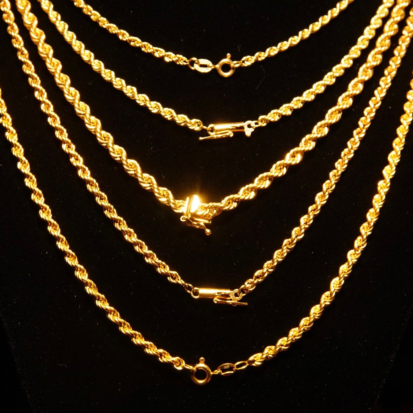 Vintage 14K yellow gold hollow rope chain necklaces in various lengths from 16 to 24 inches, suitable for both men and women. Classic and timeless 585 gold jewelry pieces.