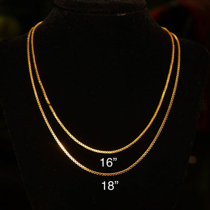 14K yellow gold vintage Italian box chain necklaces in 16 and 18 inch lengths, 1.5mm width, solid gold pendant chains for jewelry, 585 gold purity mark.