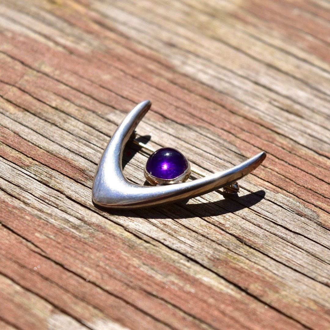 Vintage 1960's Danish Modernist Sterling Silver Amethyst Brooch Pin, Arne Johansen 925 Denmark, Iconic Boomerang Design, 1 1/2