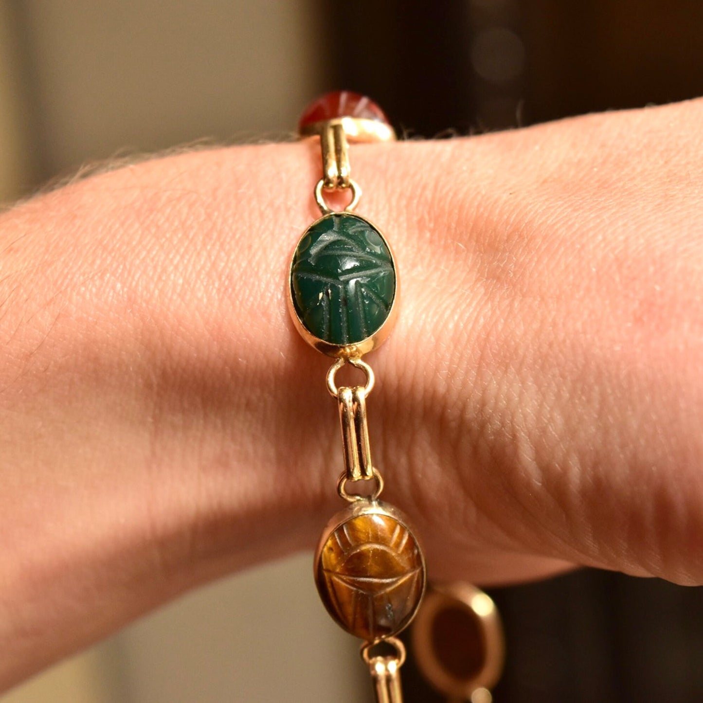 14K Scarab Bracelet, Carved Multi-Stone Link Bracelet, Natural Gemstones, Yellow Gold, Egyptian Revival, 8 1/8" L