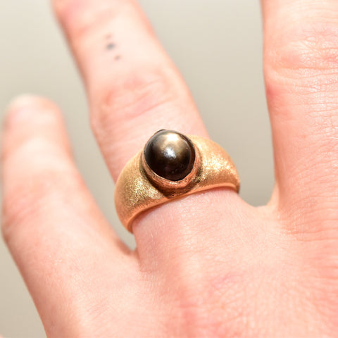14K Black Star Sapphire Ring In Satin Yellow Gold, Men's Pinky Ring, Gemstone Asterism, Estate Jewelry, 8 3/4 US
