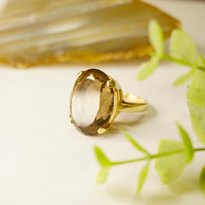 Vintage 14K Gold Smoky Quartz Cocktail Ring, Beautiful Raised Stone Gold Ring, Oval Cut Smoky Quartz Estate Ring, 14K Gold Jewelry