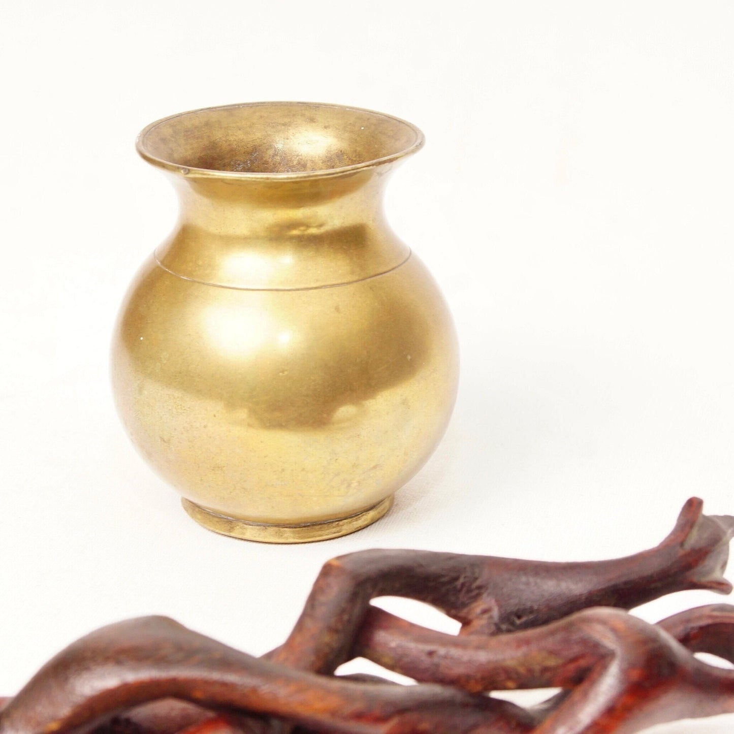 Vintage Hand-Carved Wood Cobra Stand & Brass Bowl, 3-Legged Greyhound Dog Bowl Stand, Interlocking Wooden Stand, Round Brass Vase, 7 1/4" H