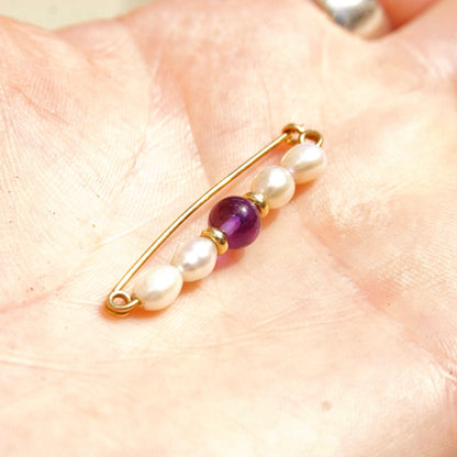 14k Amethyst Pearl Safety Pin Brooch, Small Yellow Gold Lingerie Pin, Amethyst Beads & Baroque Pearls, 1/2 L