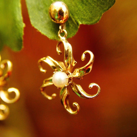 Art Nouveau 14K Pearl Star Flower Earrings, Yellow Gold Drop Studs, Spiral Flower Design, Vintage Jewelry, 1 1/8" L - Good's Vintage