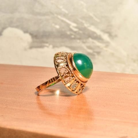 Chrysoprase Bombe Ring In 14K Yellow Gold, Ornate Filigree Designs, Vintage Cocktail Ring, Size 7 US