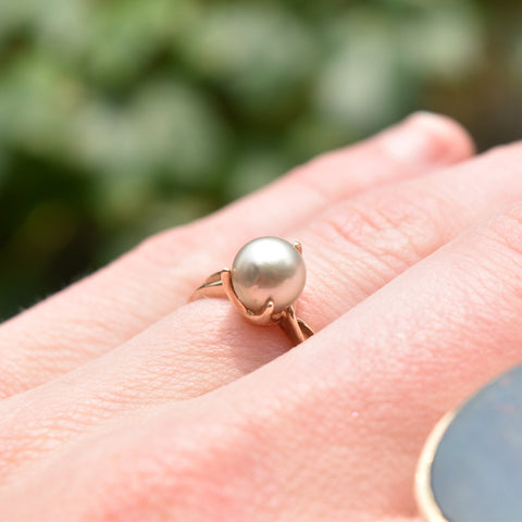 Pearl Solitaire Ring Set In 10K Yellow Gold, Grey Akoya Pearl, Minimalist 3-Prong Setting, Estate Jewelry, 6 1/2 US
