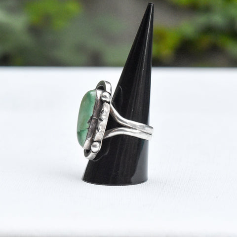 Native American Green Turquoise Ring In Sterling Silver, Hammered Silver, Size 9 3/4 US