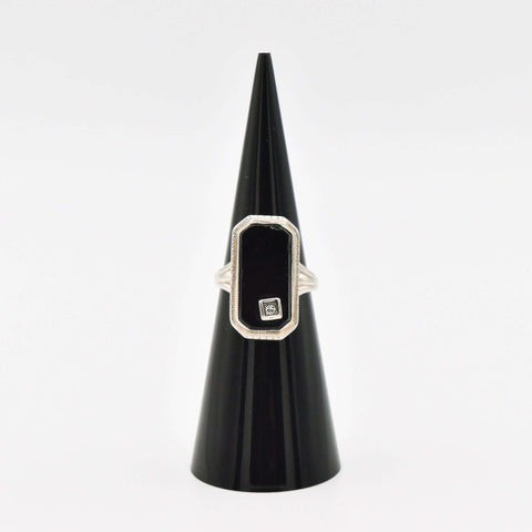 Art Deco 10K White Gold Black Onyx Diamond Ring, Etched Setting, Offset Stone, Estate Jewelry, 4 3/4 US