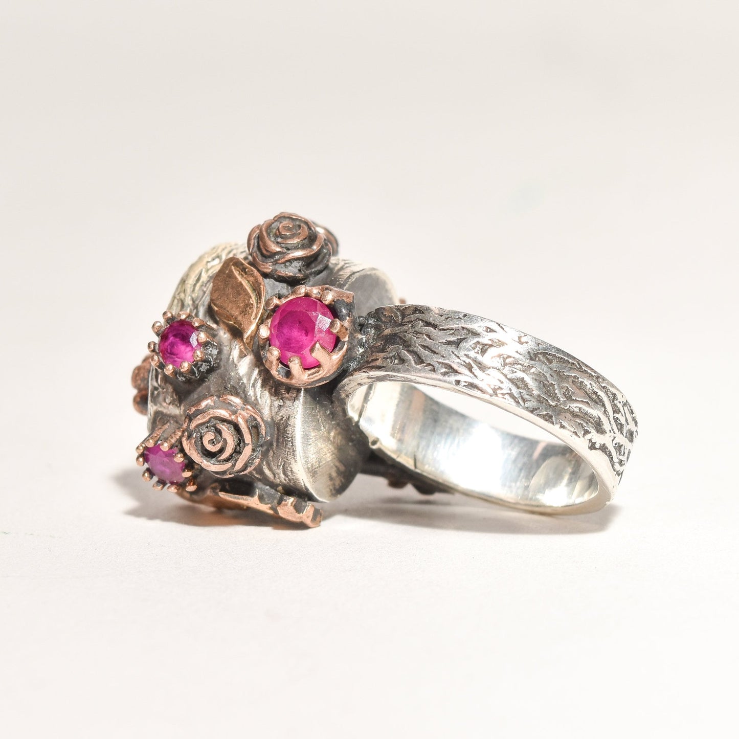 Brutalist sterling silver citrine ruby flower ring, two-tone statement ring size 6.25 US, with detailed metalwork and gemstone accents.