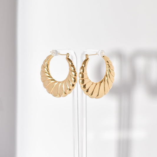 MCM 14K Puffed Scallop Hoop Earrings Medium Yellow Gold 36mm Estate Jewelry on Display